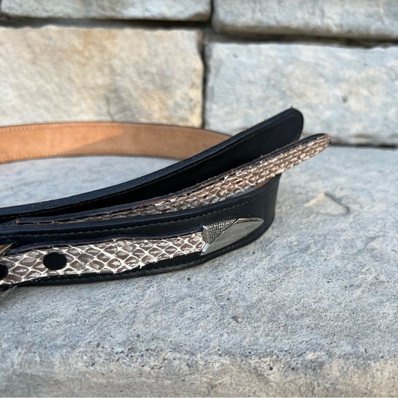 DINGO Tigersnake black leather belt with silver buckle MD163 Sz 32 - Picture 3 of 7